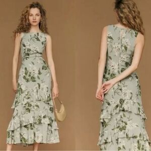 New Reformation Magnus dress tea garden 
Size 10